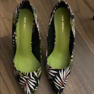 Shoe Republic LA never worn with NO BOX